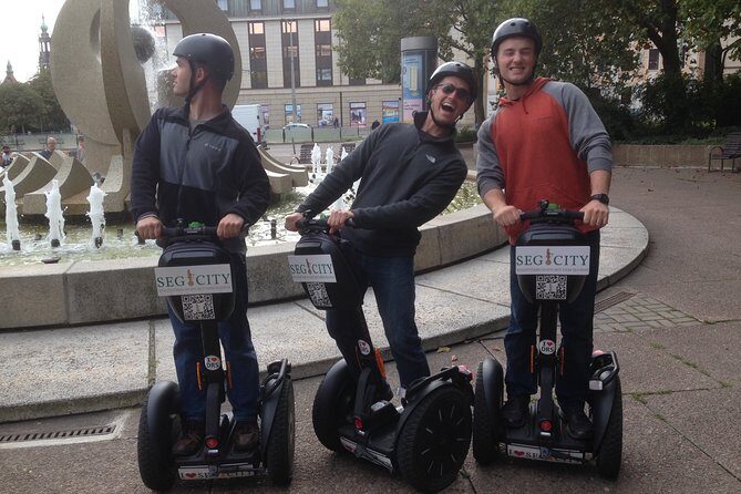 1.5 hours Segway Elbe Mini Tour - Stop 1: Sachsisches Staatsministerium der Finanzen and the Königsufer views