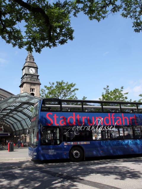 1-Day Hop-on/Hop-off Bus Tour of Hamburg Line D - Alster River and Classic Center Sights: Rathaus, St. Michael’s, and More