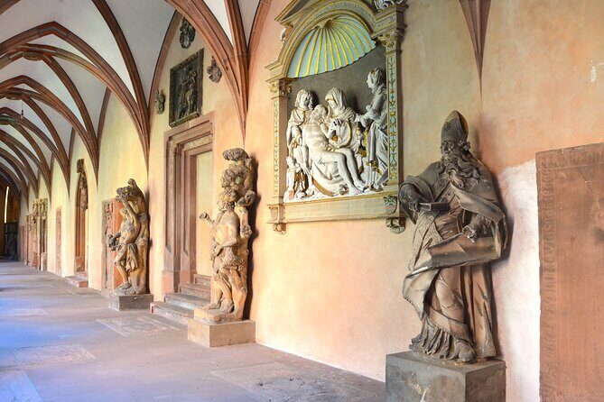 1,5 Hour Private Guided Walking Tour: Cathedral and Old Mainz - Stepping Into Mainzer Dom: Crowns, the Reformation, and St. Alban