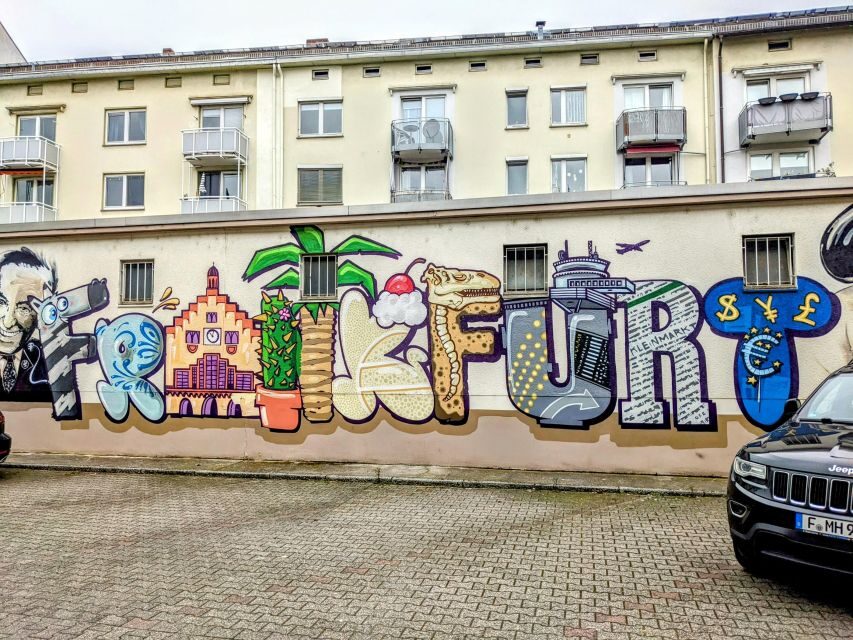 2-Hour Best of Frankfurt Walking Tour (English) - Eiserner Steg: the bridge stop that turns photos into perspective