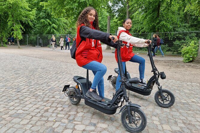2 hour Sights Guided E-Scooter Tour in Munich - Night Munich on two wheels: the real reason this tour works