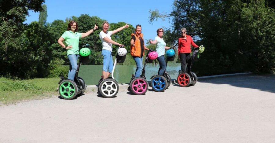 2 Hours Best of München Sightseeings Tour - Local guides and headsets: what you actually gain