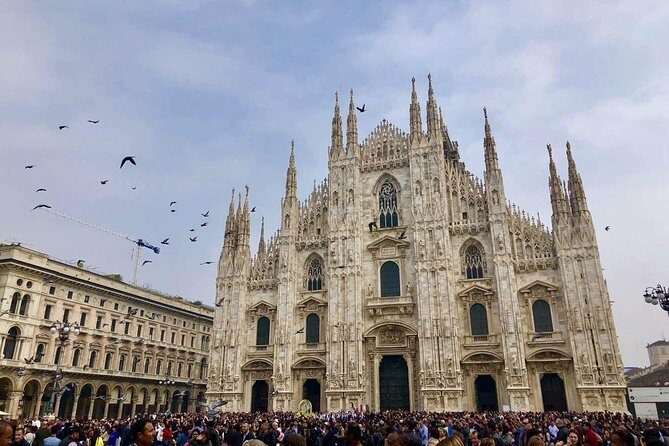 21-Day Extensive European Highlights tour from Frankfurt: Germany, Czech Republic, Slovakia, Hungary, Austria, Switzerland, Italy, France, Netherlands, Belgium and Luxembourg - Day 13–15: Basel to Lucerne to Milan to Venice