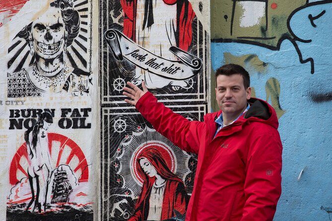 3-Hour Cologne Street Art Bike Tour in Small Group with Guide - Stop 2: Friesenwall nightlife streets with context