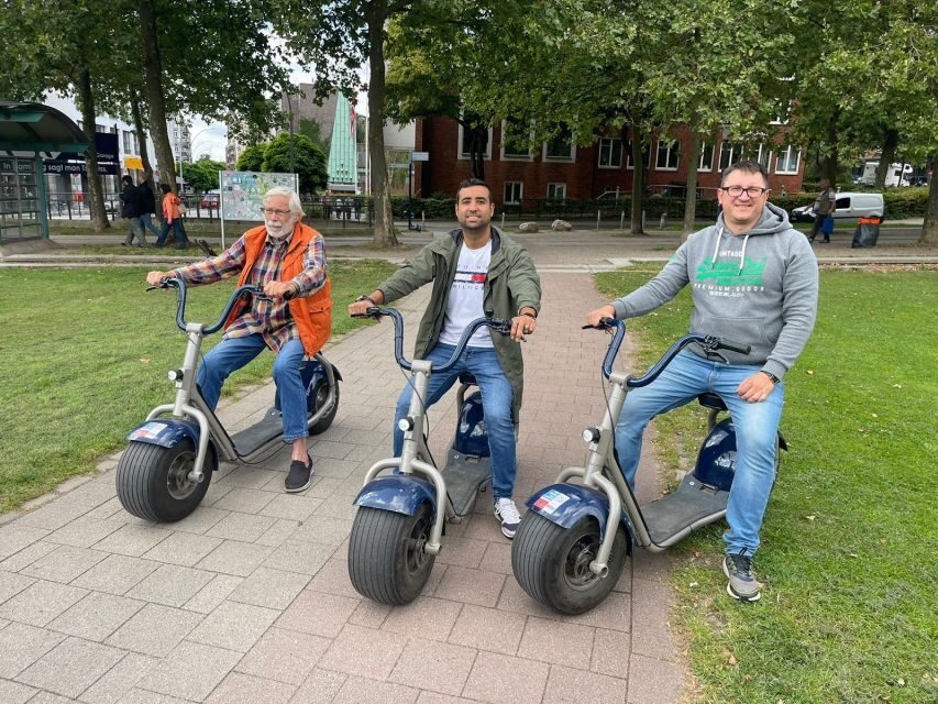 3 Hours Hamburg E-Scooter Tour - Rathaus and Hauptbahnhof: The City Center Without the Foggy Feeling
