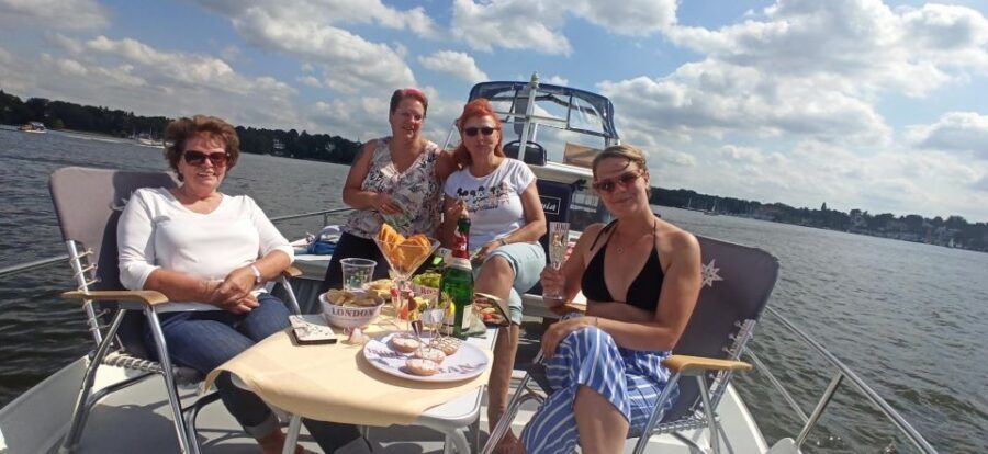 4h Unforgettable Tour with Skipper, "Seven Lakes Cruise" - The Glienicke Bridge Photo Moment Tied to Bridge of Spies