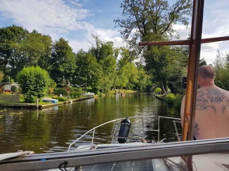 4h Unforgettable Tour with Skipper, "Seven Lakes Cruise" - Drinks and Food: Plan for What’s Not Included