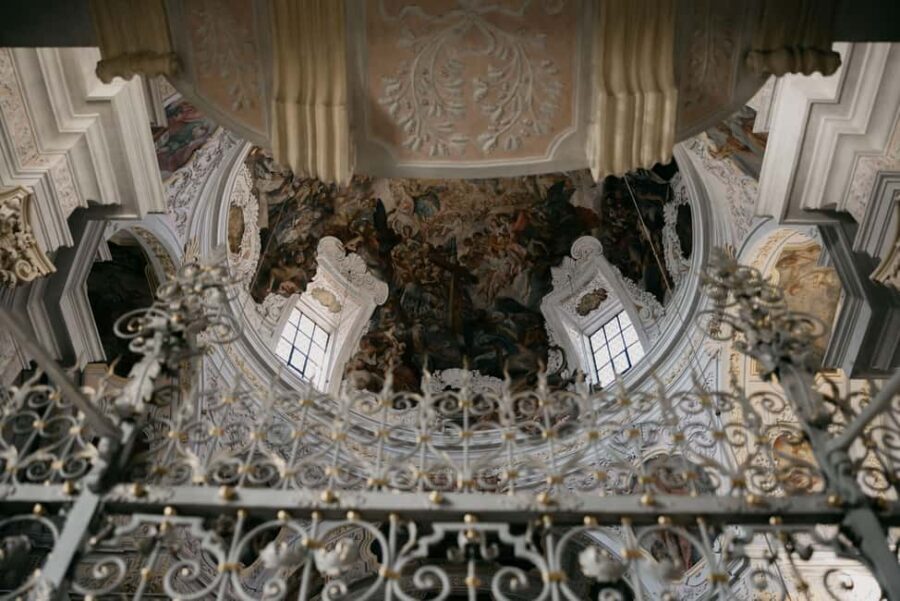 500 Years of Munich Architecture (Max. 16 Guests) - The Isar River stretch: Art Nouveau, street art, and fresh air