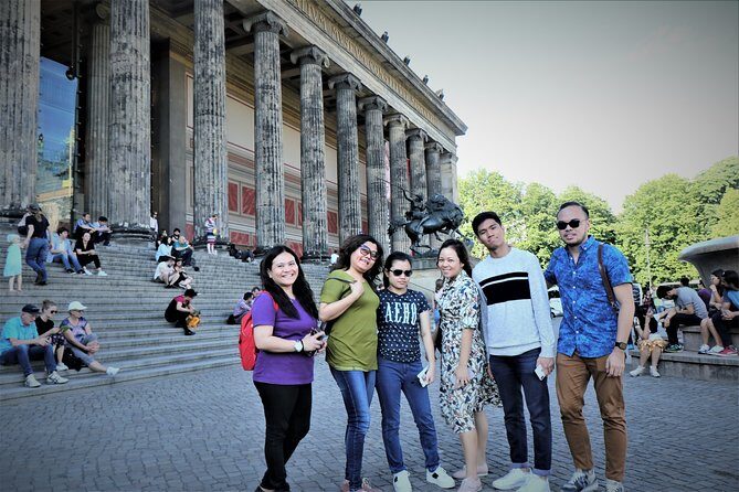5hours: Guide, Chauffeur & Photographer in Berlin private Tour - Price and value: what $712 per group really buys you
