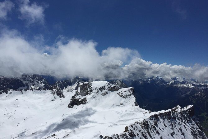 A Private Day Tour of Garmisch-Partenkirchen and the Zugspitze Mountain - The Midday Reality: Plan for Lunch Yourself