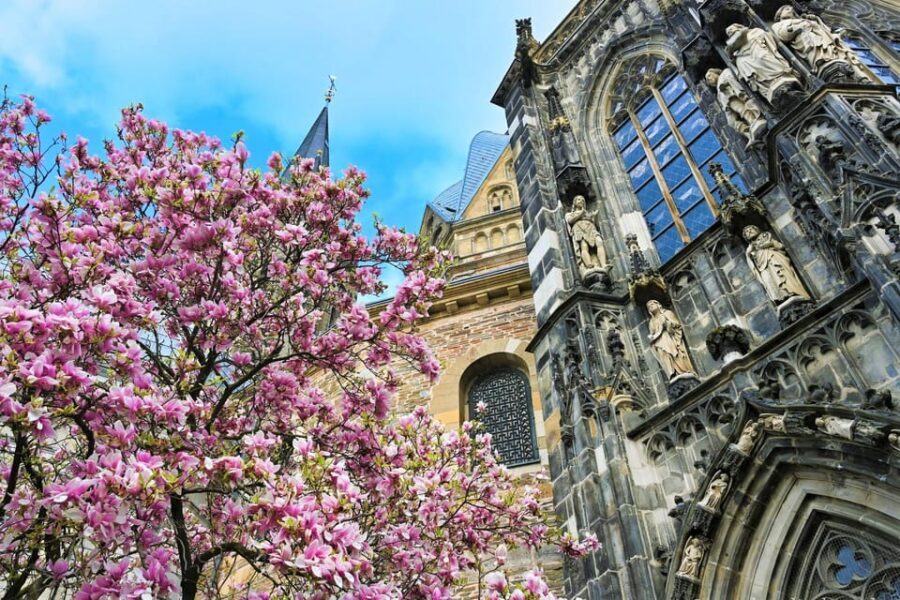 Aachen classic walking tour - Price and value: is $29 worth 90 minutes with a native Italian guide?