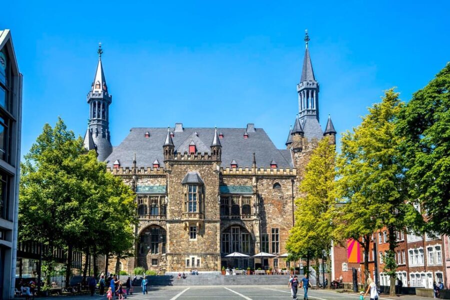 Aachen: Express Walk with a Local in 60 minutes - Key Things You’ll Appreciate on This Aachen Express Walk