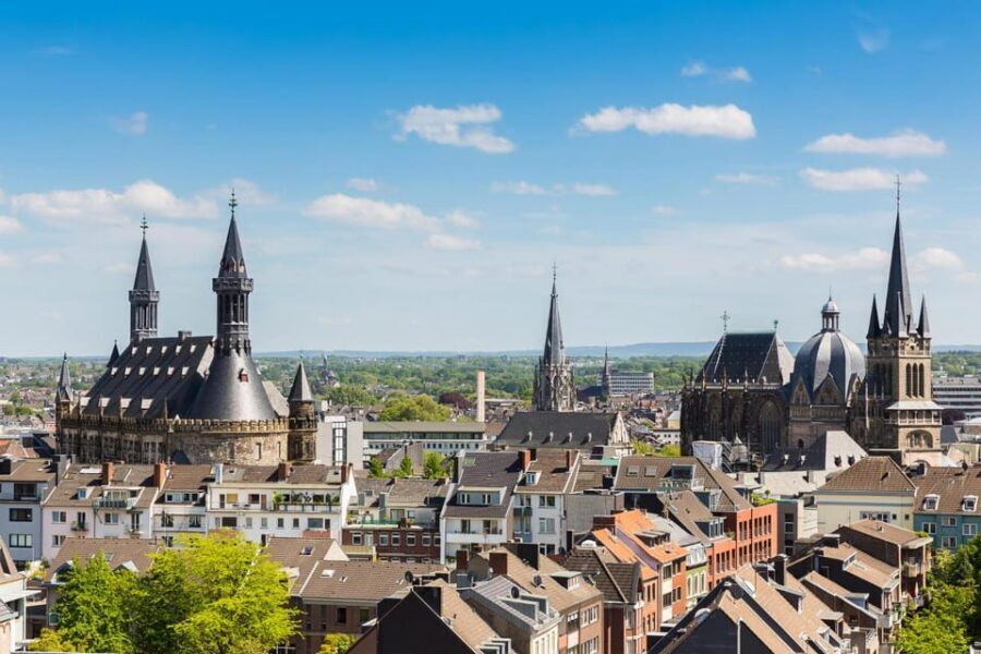 Aachen: Express Walk with a Local in 60 minutes - Price and Value: Why 93 Per Person Can Be Fair (or Not)