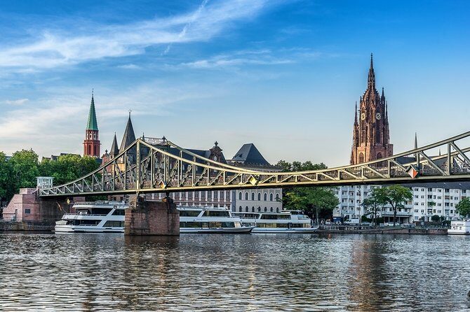 Airport Transfer: Airport FRA to Frankfurt by Luxury Van - When Things Go Off Script: The Main Risk to Watch