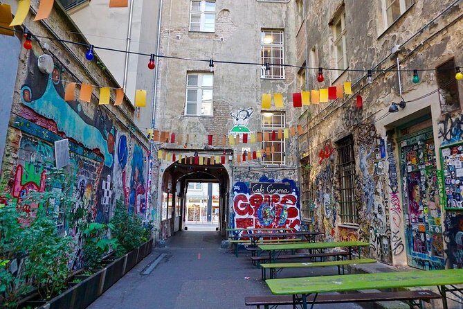 Alternative Berlin Private Tour with Jacob - Graffiti and Squats - Stop 5: Hackescher Markt and Berlin Street Food