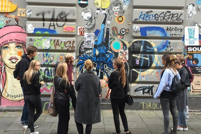 Alternative Hamburg Private Alternative Street Art Tour - Meeting near Sternschanze: timing and how the 2-hour flow feels