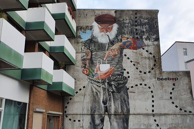 Alternative Hamburg Private Alternative Street Art Tour - Schanzenviertel murals: street art as neighborhood memory
