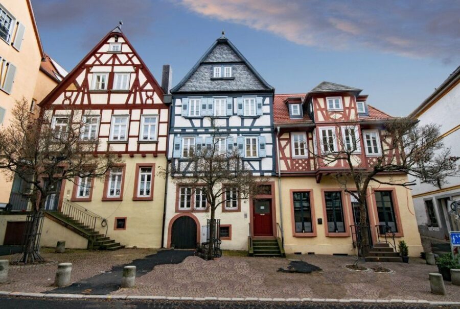 Aschaffenburg: Private Guided Walking Tour - From Archbishopric of Mainz to Bavaria: the power shifts you’ll hear about