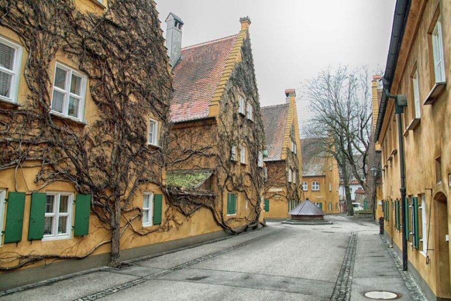 Augsburg: Historical Highlights Private Walking Tour - Meeting at the Fuggerei: why this landmark sets the tone