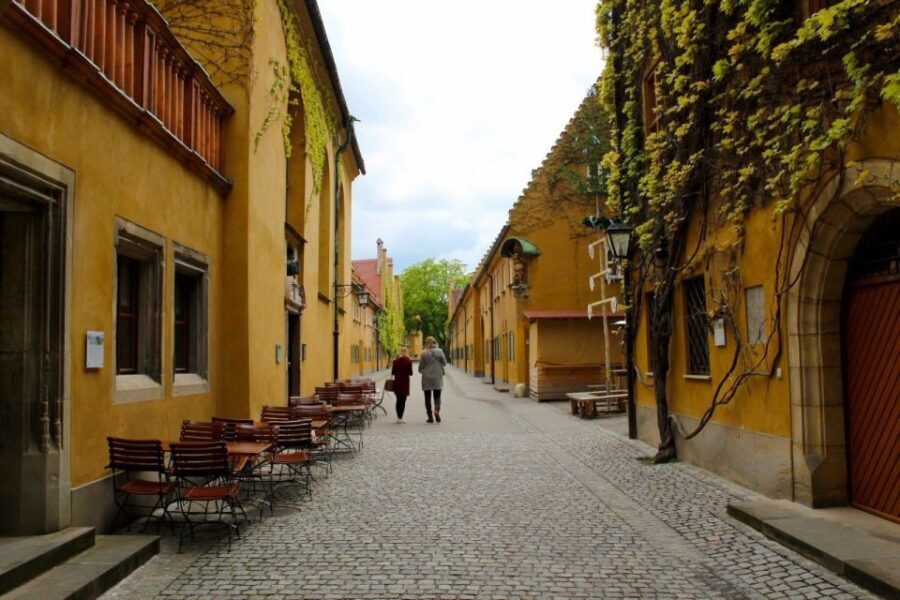Augsburg: Historical Highlights Private Walking Tour - Price and value: $362 per group up to 15