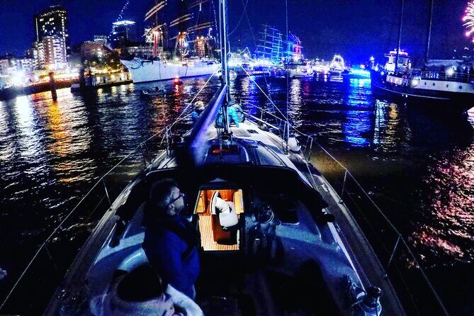 Authentic Sailingtrip "Beyond the Borders of the Port of Hamburg" - Your skipper and the on-board vibe: humor, language, and confidence