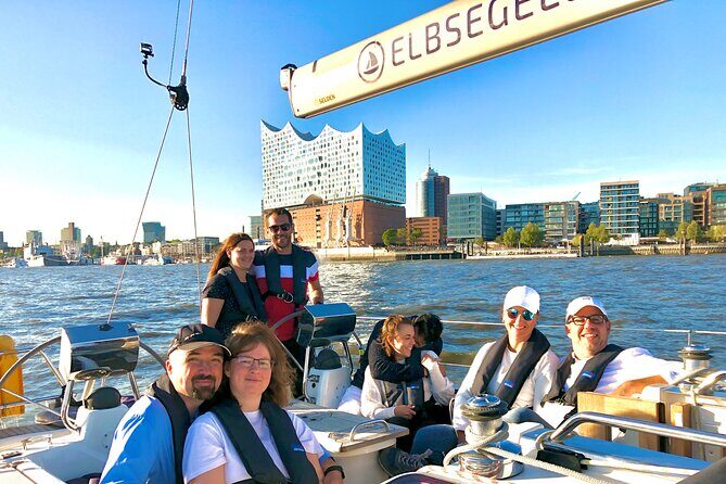 Authentic Sailingtrip "Beyond the Borders of the Port of Hamburg" - Weather reality: all-weather sailing and wind expectations