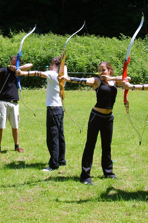 Bad Bellingen: Beginner's Archery Course in the Park - Weather Plans: Outdoor Meadows Or Indoor Sessions