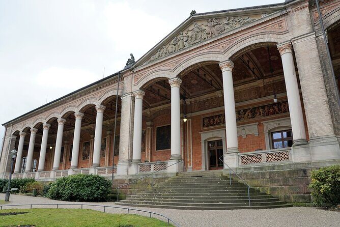 Baden-Baden Private walking tour - Stop 1: Stiftskirche Baden-Baden and its Romanesque tower details