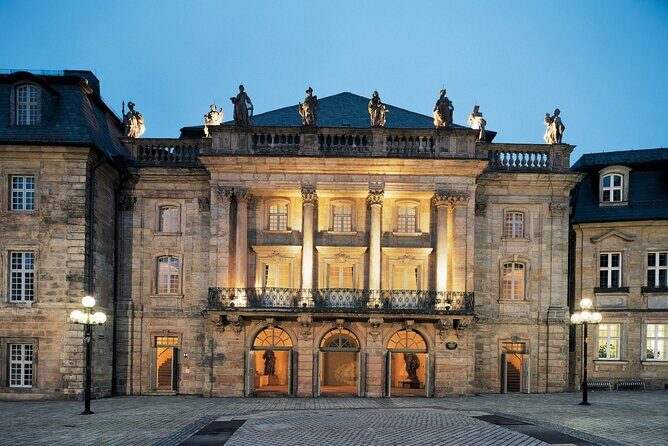 Bayreuth Scavenger Hunt and Sights Self-Guided Tour - Neues Schloss: Where Puzzles Turn into Sightseeing