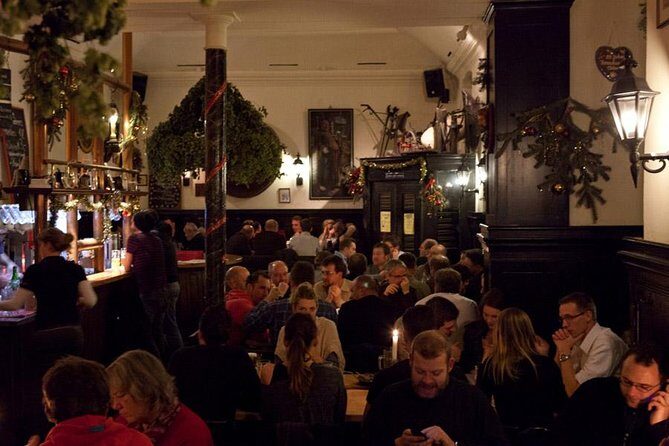 Beer and Old Town Tour - Altstadt history that helps you pick the right bars