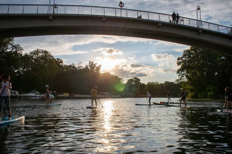 Berlin: 1.5-Hour Stand-Up Paddle Boarding Tour - The first paddle stretch: shore talks and quick city orientation