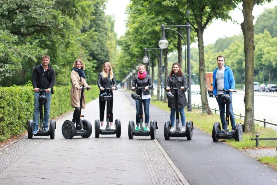 Berlin: 1-Hour Segway Tour - Route Choice: Brandenburg Gate Loop vs Gendarmenmarkt–Cold War Circuit
