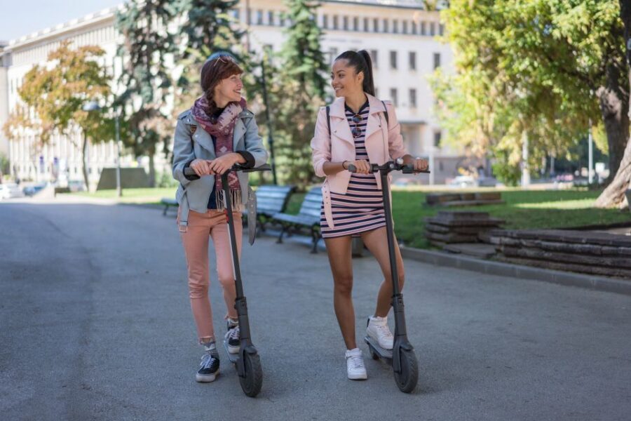 Berlin: 3-H Top Sights Guided E-Scooter Tour - Why a 3-hour e-scooter loop works in Berlin