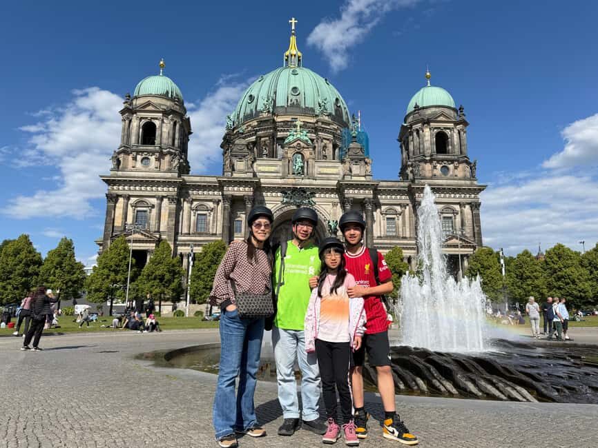 Berlin: 3-hour bike tour - A journey through time in the capital - Reichstag to Brandenburg Gate: democracy’s changing symbols