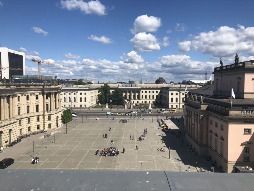 Berlin: 4-Hour Guided Highlights Tour in Spanish - A Spanish highlights walk that works on a first Berlin visit