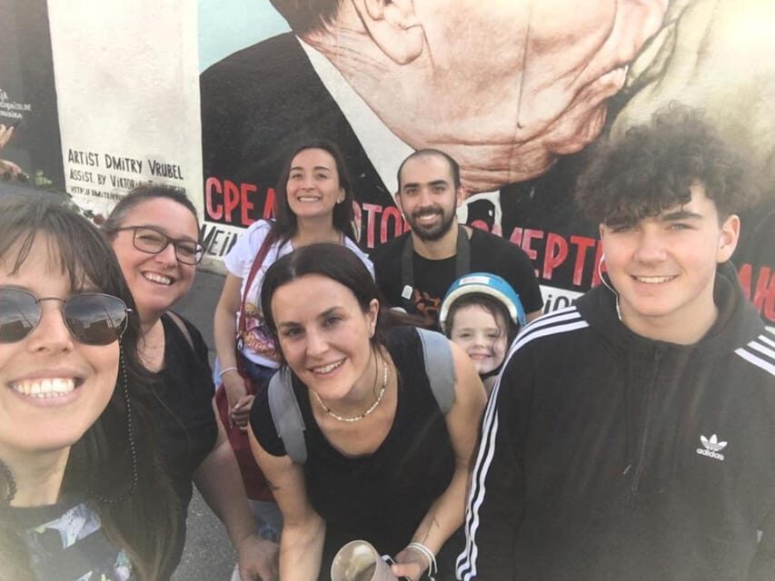Berlin: Alternative Street Art Tour - Guide notes: the kind of guide this tour attracts