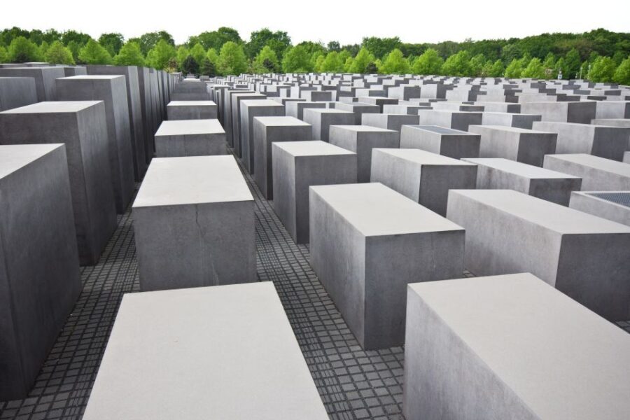 Berlin and Sachsenhausen: Shore Trip from Warnemünde Port - Berlin and Sachsenhausen from Warnemünde: how the day actually feels