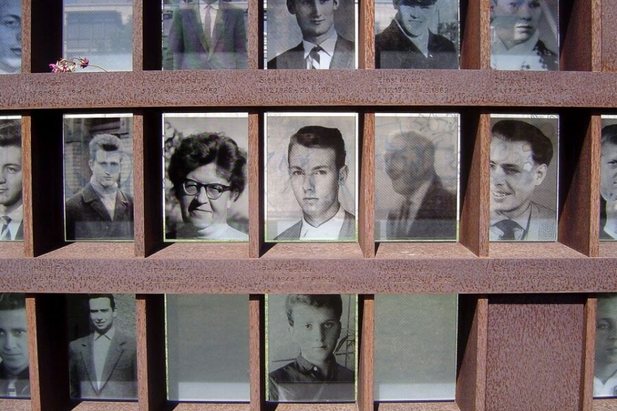 Berlin: Berlin Wall and the Cold War Walking Tour - Tunnel 57 and the ghost stations: escape stories with real stakes