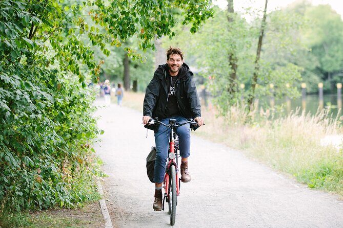 Berlin Bike and Electric Bike Rentals - Speed vs Comfort: What Your Legs Need to Know