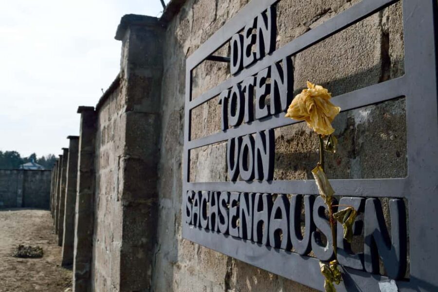 Berlin: Bus Tour to Sachsenhausen Concentration Camp & East Side Gallery - Key things worth knowing before you go