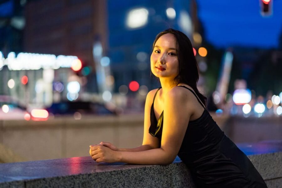 Berlin by Night: Private Photoshoot at Illuminated Cityscape - Meeting at Polnisches Institut Berlin (and not the embassy)