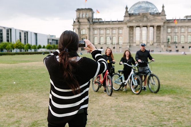 Berlin City Bike Tour with Beer Garden Stop - Prussian Berlin at Bebelplatz and the Victory Column Climb