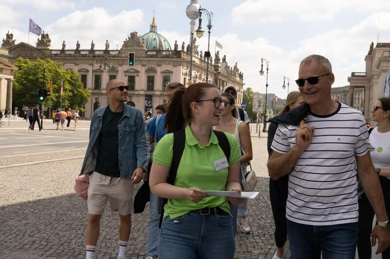Berlin: City tour - Best of Berlin - Guides, pace, and staying comfortable on a 2.5-hour route