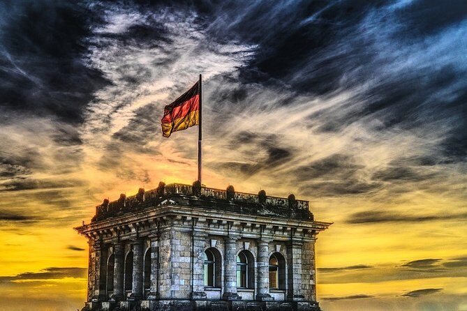 Berlin City Tour with Hotel pick up and Drop off - World War II and Cold War stops: what to expect (and how to get more out of it)