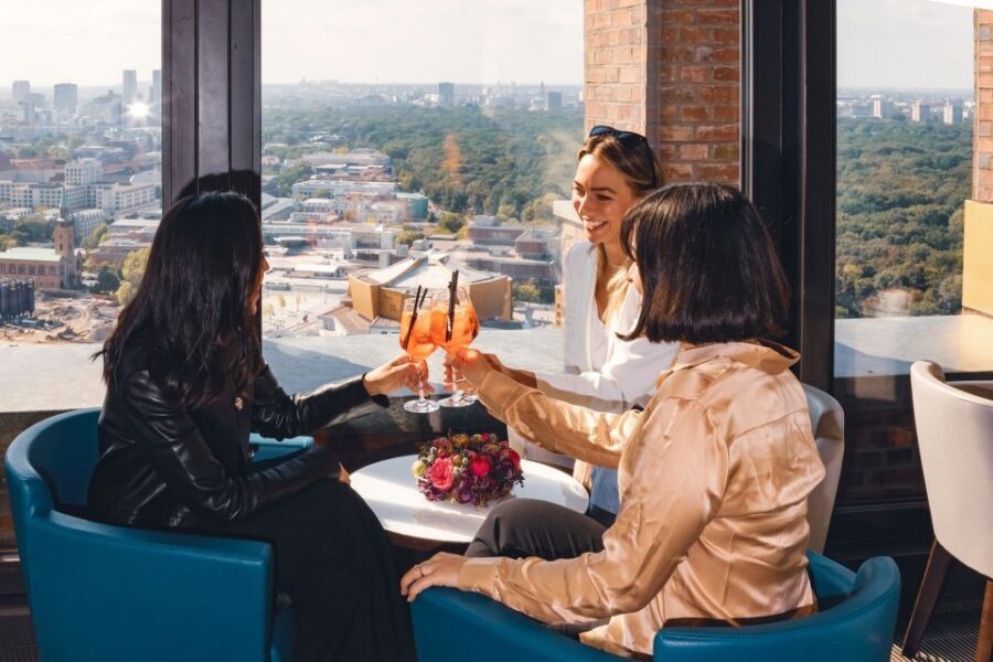 Berlin: Combo-Ticket for Panoramapunkt with Crémant at Café - Key things to know before you go