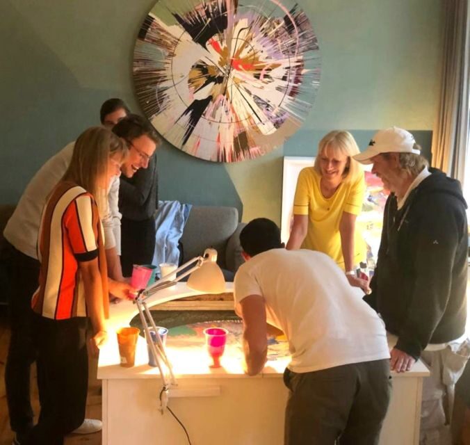 Berlin: Create Your Own Spin Painting at Jans Echternacht - Drying time, protective varnish, and taking it home after 24 hours