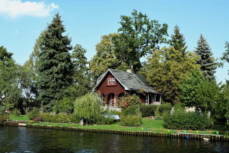 Berlin: (E)-Bike & Boat: The City's Biggest Lake & Lagoon - Wuhletal Breaks and Kleintierhof Wuhletal: Where the City Feels Smaller
