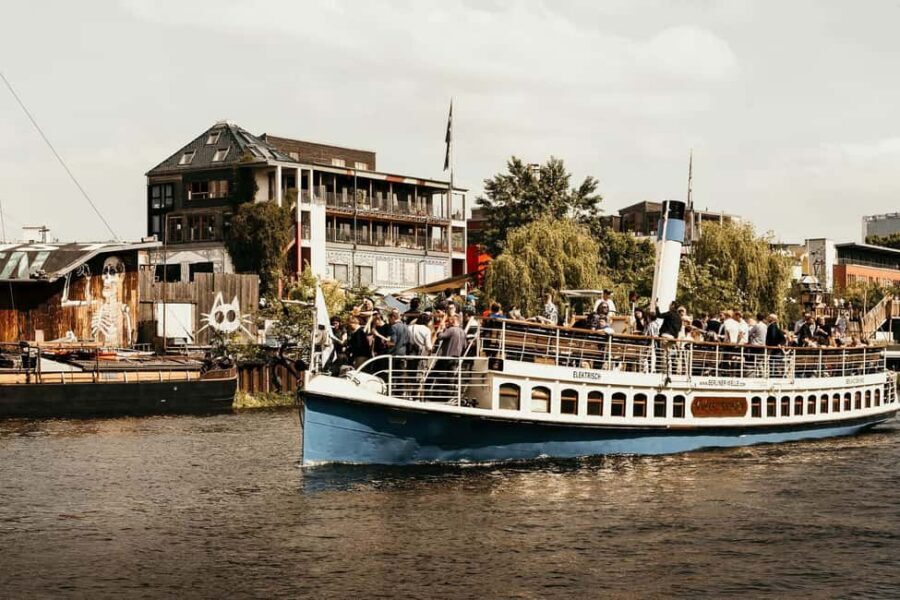 Berlin: Evening JAZZ Cruise with "Markus Ehrlichs" Jazz Trio - A 3-hour Berlin night with Markus Ehrlich’s jazz trio