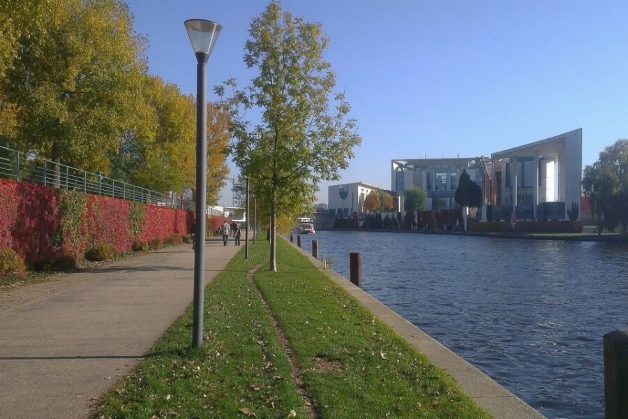 Berlin Express: Private 1-Hour E-Rickshaw Ride - Potsdamer Platz: Easy Start, Good Orientation Point