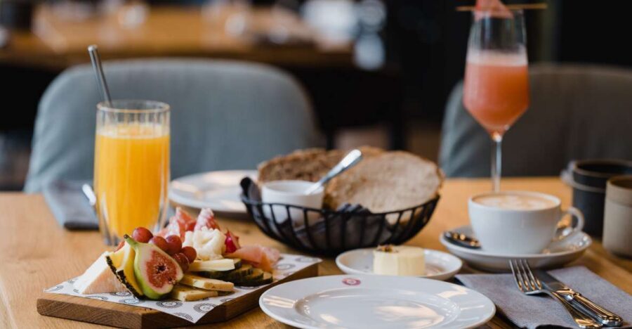 Berlin: Fine Dining Breakfast with Champagne in Schoneberg - Key Things to Love About This Schöneberg Breakfast Experience